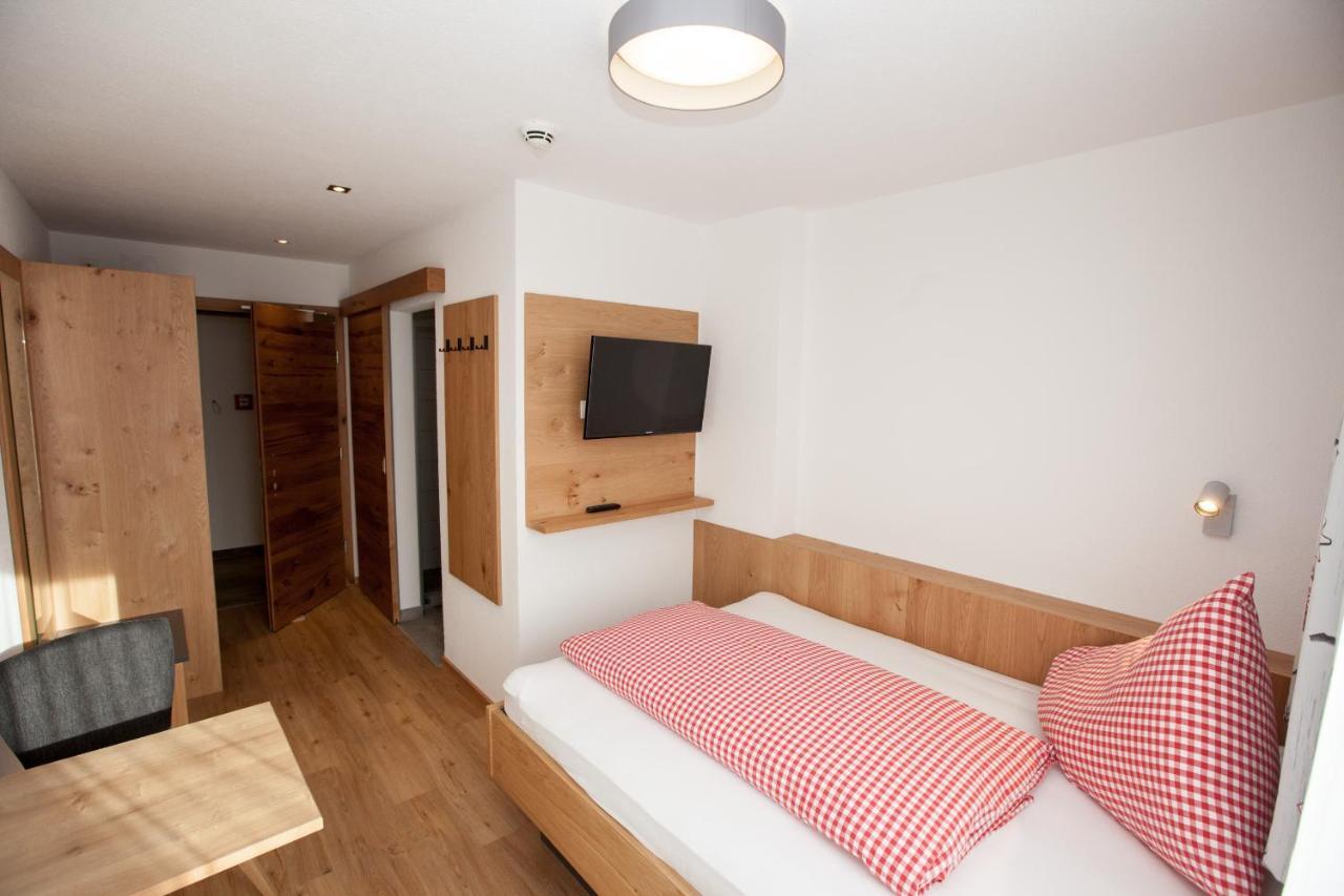 Haus Kuechelspitz Bed & Breakfast Ischgl Ngoại thất bức ảnh