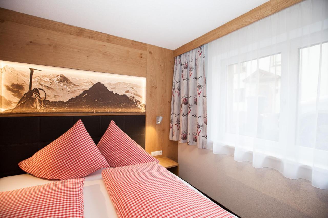 Haus Kuechelspitz Bed & Breakfast Ischgl Ngoại thất bức ảnh