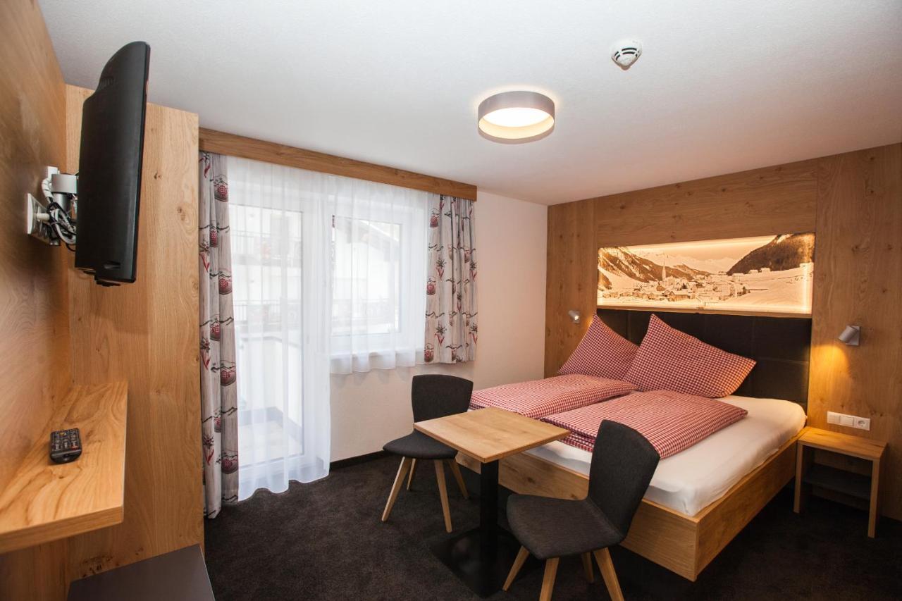 Haus Kuechelspitz Bed & Breakfast Ischgl Ngoại thất bức ảnh