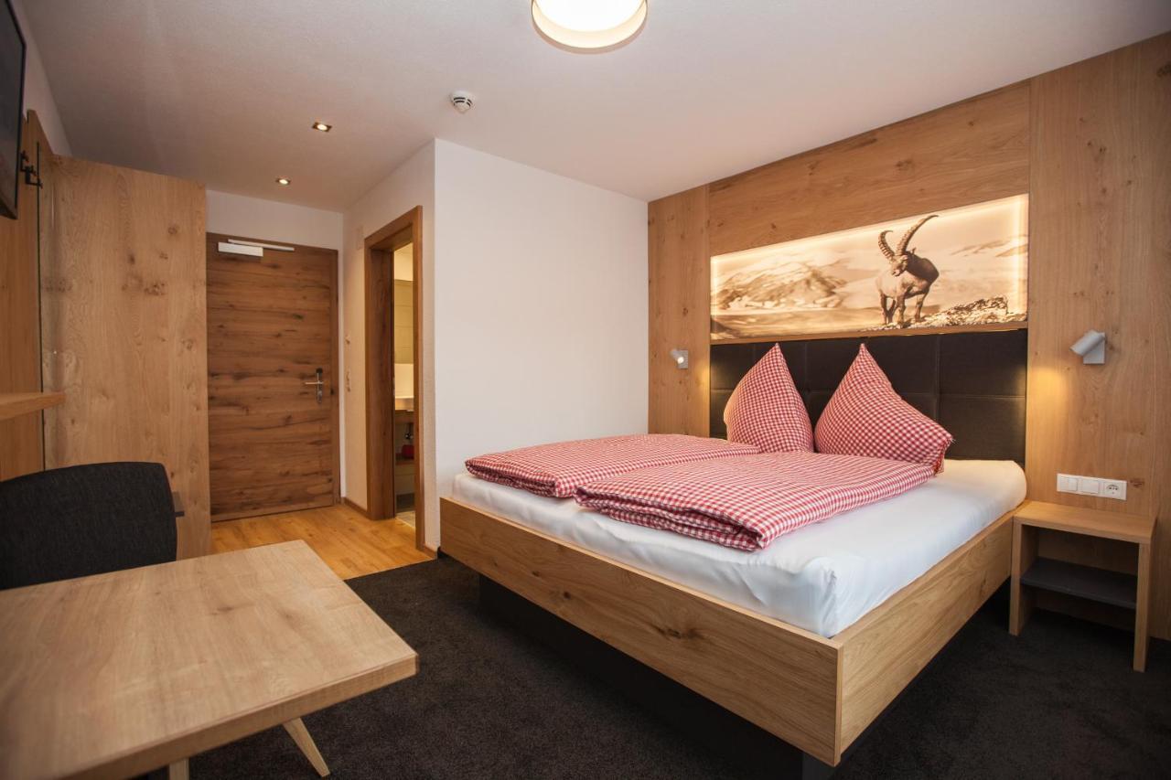 Haus Kuechelspitz Bed & Breakfast Ischgl Ngoại thất bức ảnh
